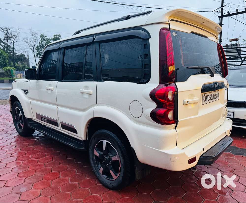 Mahindra Scorpio Classic 2.2 S 11 Mt 7 Str, 2022, Diesel
