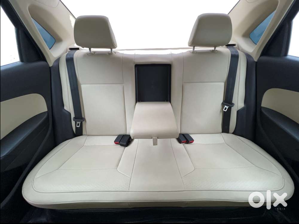 Volkswagen Vento 1.6 Highline, 2021, Petrol