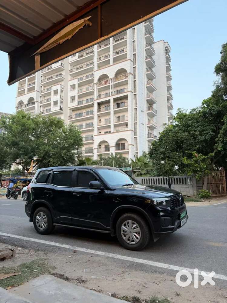 Scorpio N 2023 Petrol 21000km