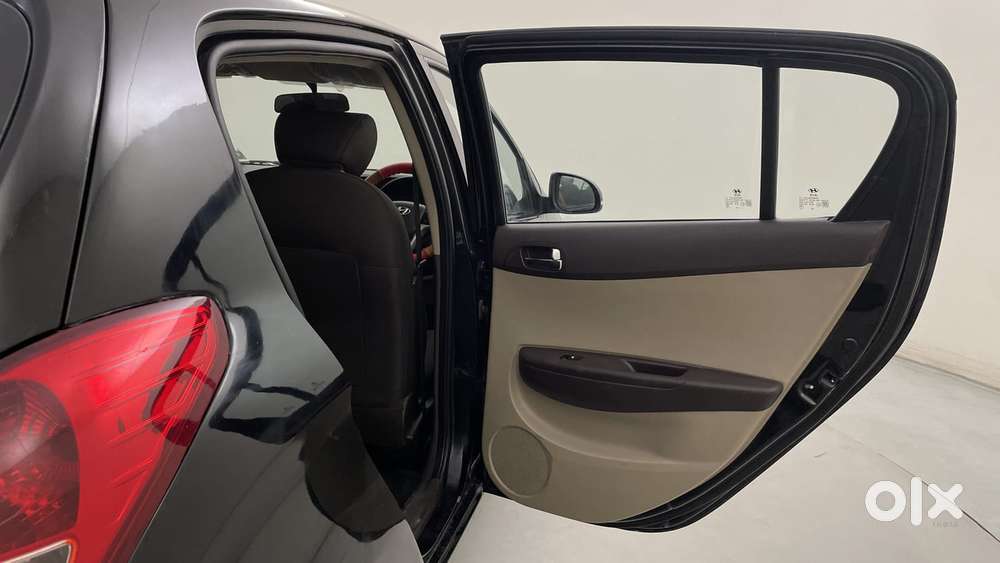 Hyundai I20 Sportz 1.2 Bs-iv, 2012, Petrol
