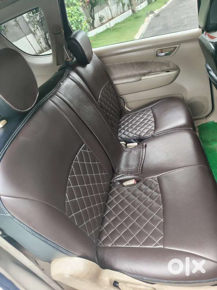 Maruti Suzuki Ertiga 2013
