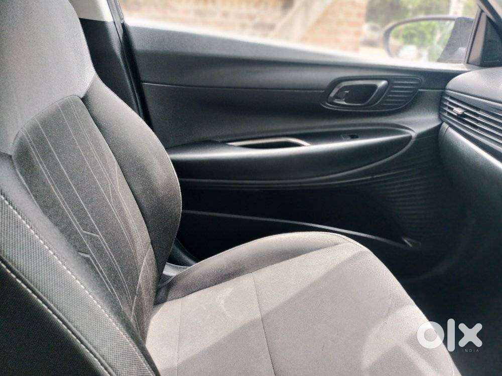Hyundai I20 Asta 1.2 Ivt, 2021, Petrol