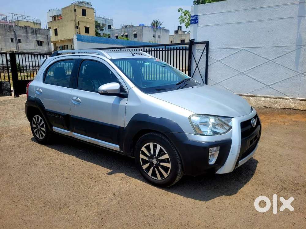 2014 Toyota Etios Cross 1.5 V Petrol Manual 78,000 Km  2nd Owner