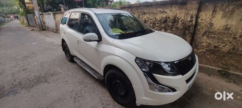 Mahindra Xuv500 2017 Diesel 101000 Km Driven Fully Used By Family Car.
