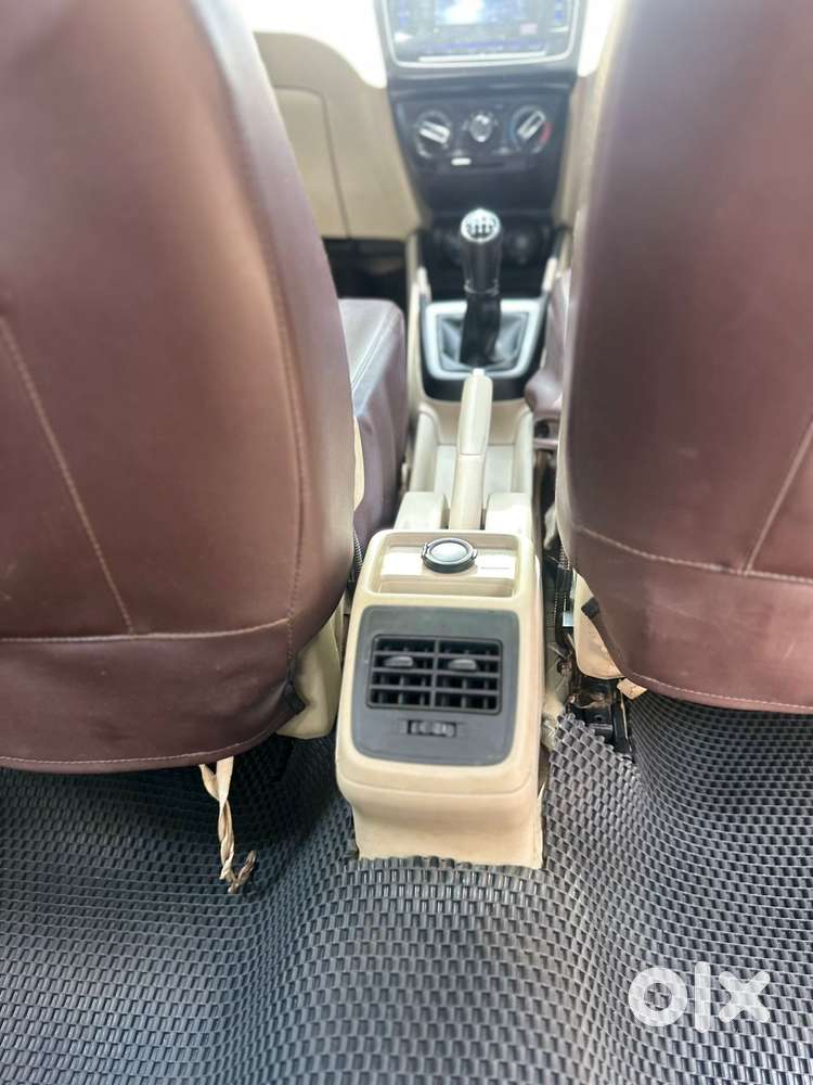 Maruti Suzuki Dzire 1.2 Vxi, 2023, Petrol