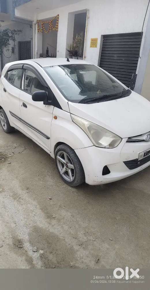 Hyundai Eon 2012 Petrol Well Maintained