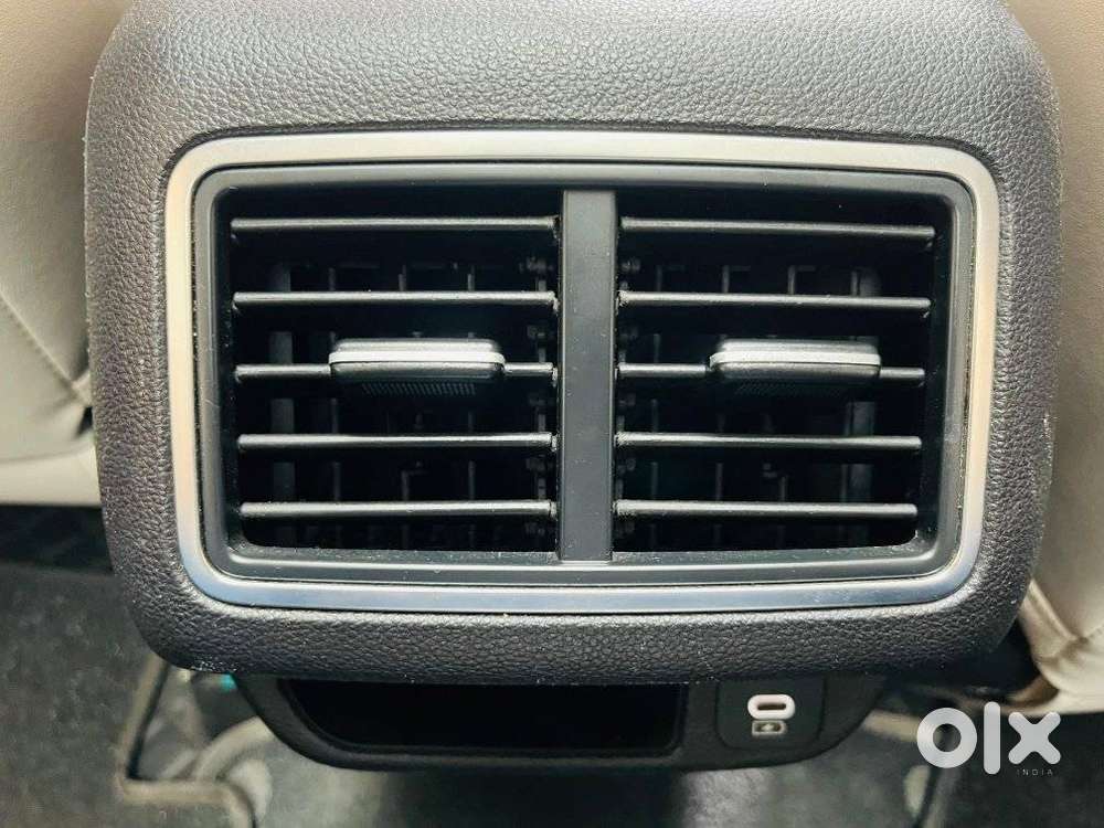 Mahindra Xuv700 2.2 Ax 7 Diesel At Luxury Pack Str, 2022, Diesel
