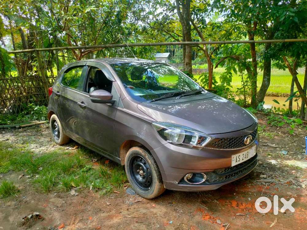 Tata Tiago Xz Petrol 2017 , Well Maintained In Very Good Condition