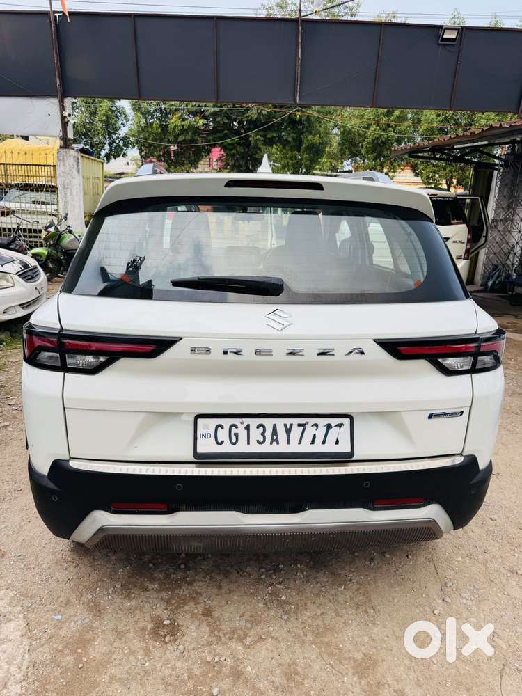 Maruti Suzuki Brezza 1.5 Zxi Smart Hybrid, 2024, Petrol