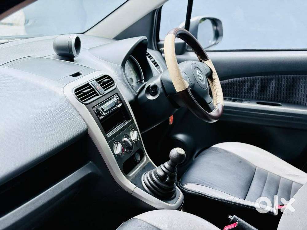 Maruti Suzuki Ritz Vxi, 2014, Petrol