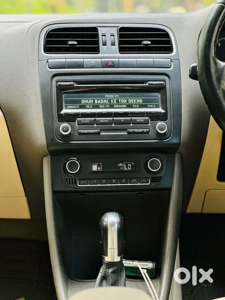 Volkswagen Vento 1.0 Highline Plus At, 2012, Petrol