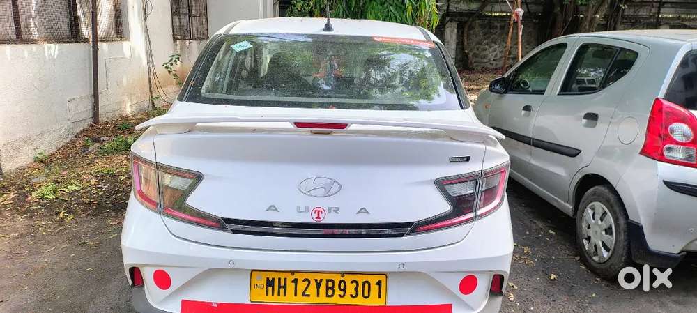 Hyundai Aura 2025 Cng & Hybrids 8000 Km Driven (yellow Number Plate)