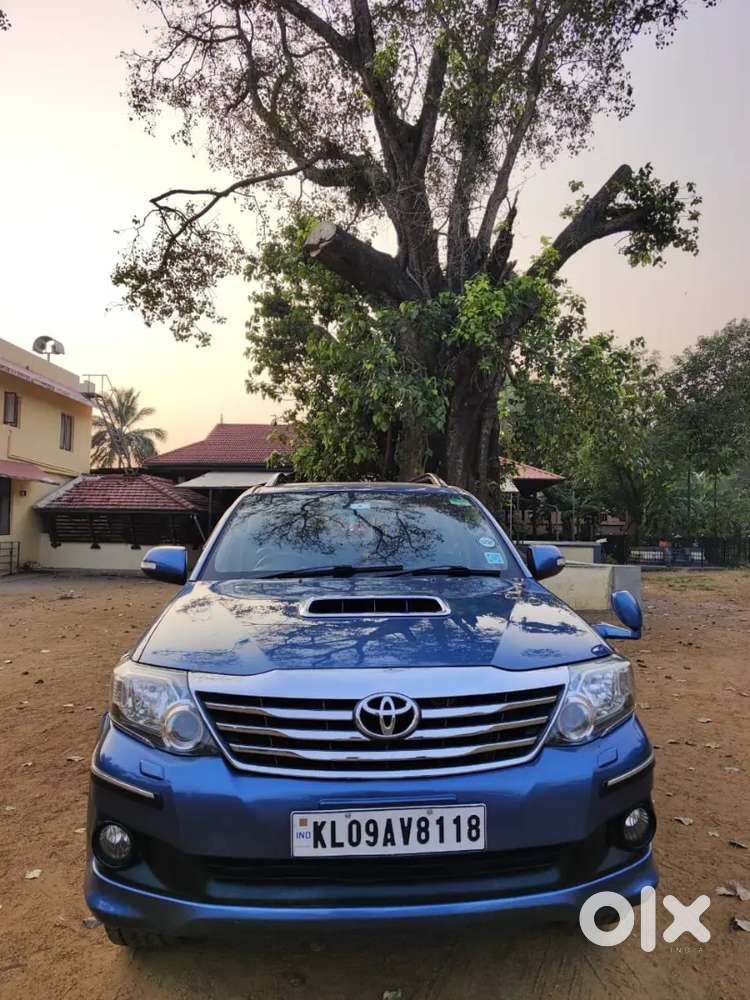 Toyota Fortuner Legender 2012
