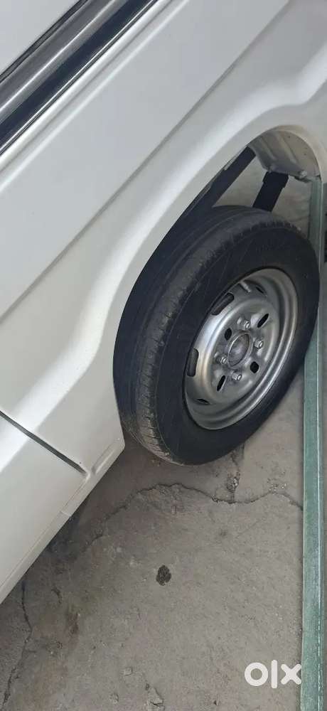 Maruti Suzuki Omni 2017 Petrol 80000 Km Driven