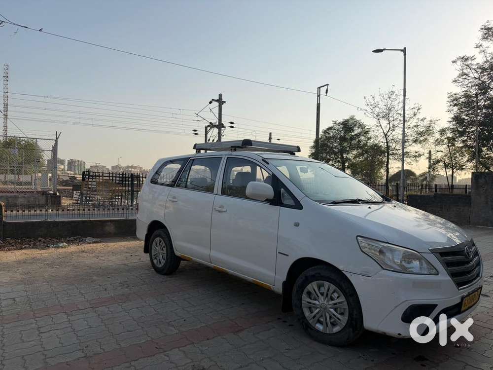 Toyota Innova 2014 Diesel Well Maintained