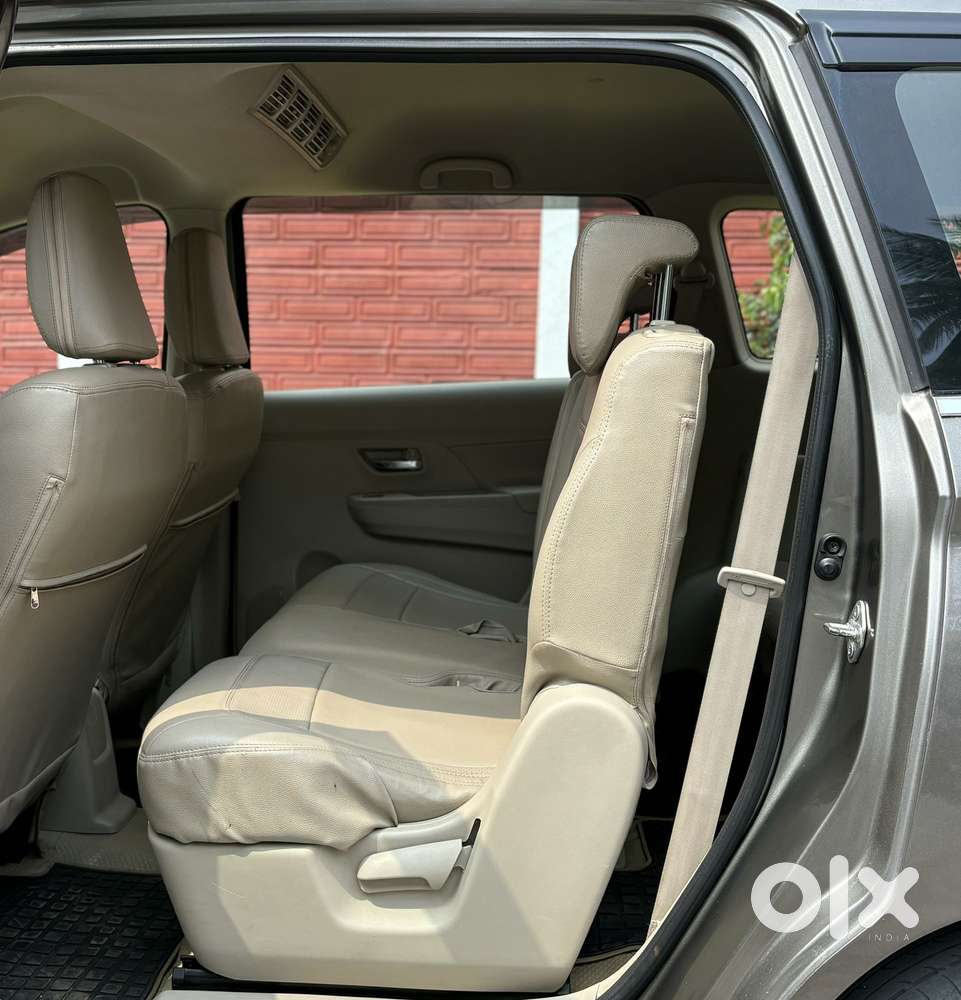 Maruti Suzuki Ertiga Vxi At Petrol, 2018, Petrol