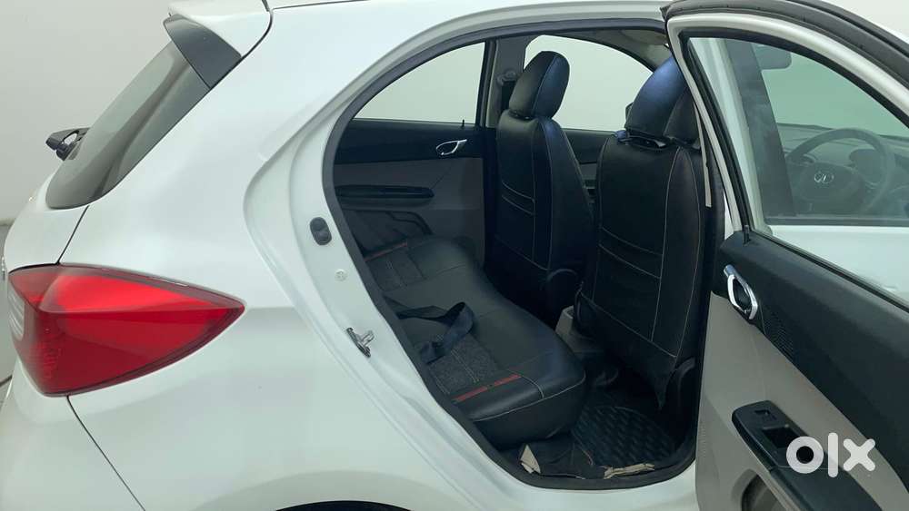 Tata Tiago Xza, 2018, Petrol
