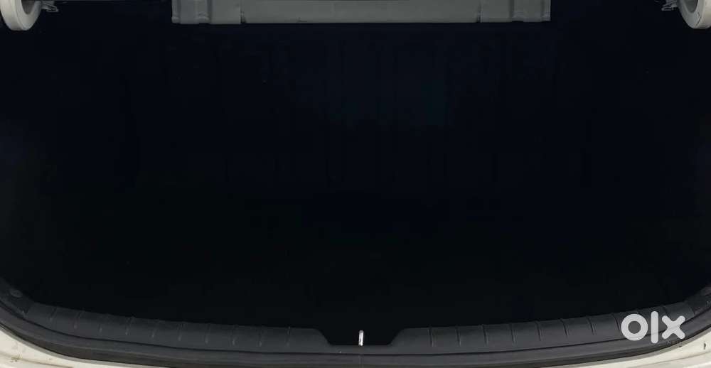 Hyundai Verna 1.6 Sx (o) Vtvt, 2018, Petrol