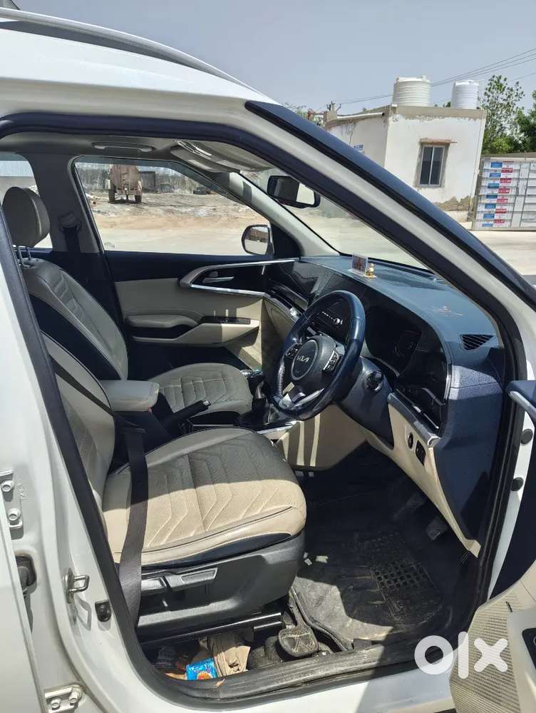 Kia Carens Luxury Plus Diesel 7 Seater Single Owner