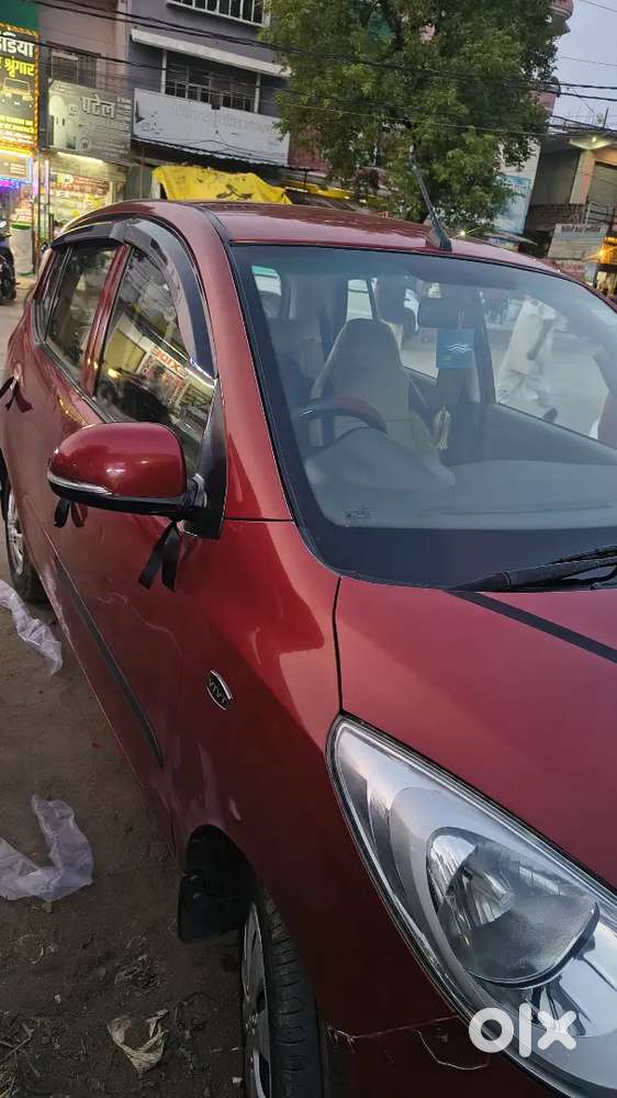 Hyundai I10 Sportz 2012 Model