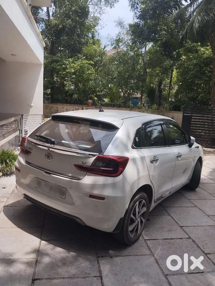 Toyota Glanza 2024 Petrol Well Maintained
