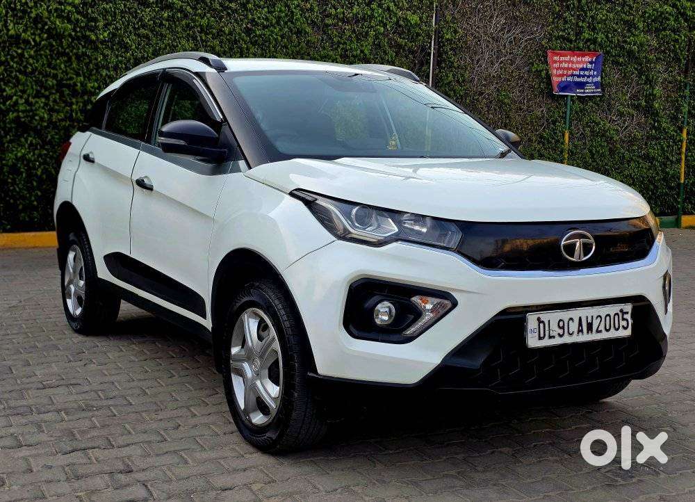 Tata Nexon 1.2 Revotron Xm (s), 2021, Petrol