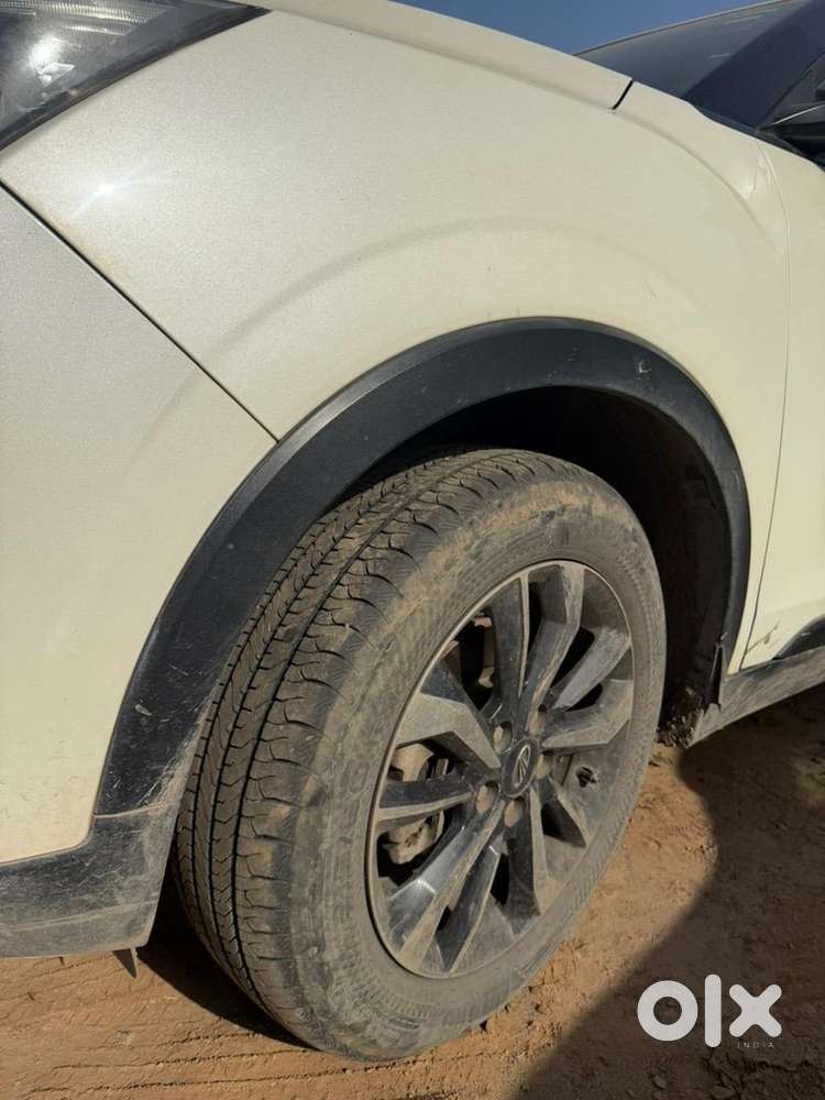 Mahindra Diesel Car 2019 Automatic Sunroof