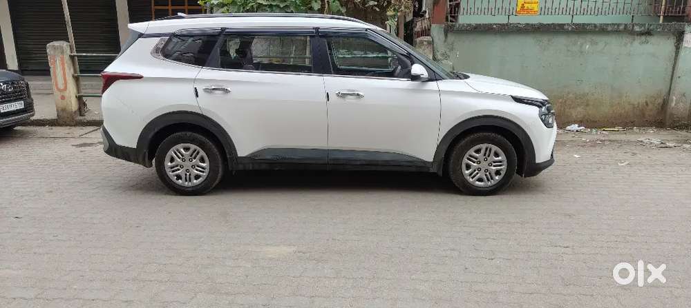 Kia Carens Prestige Sep 2023