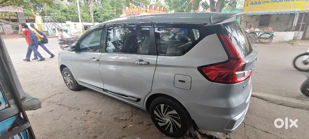 Maruti Suzuki Ertiga Lxi 2024