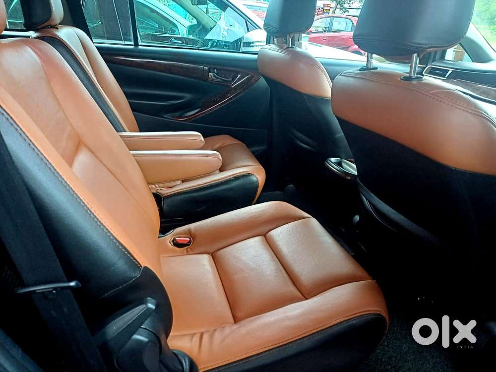 Toyota Innova Crysta 2.8 Gx At, 2016, Diesel