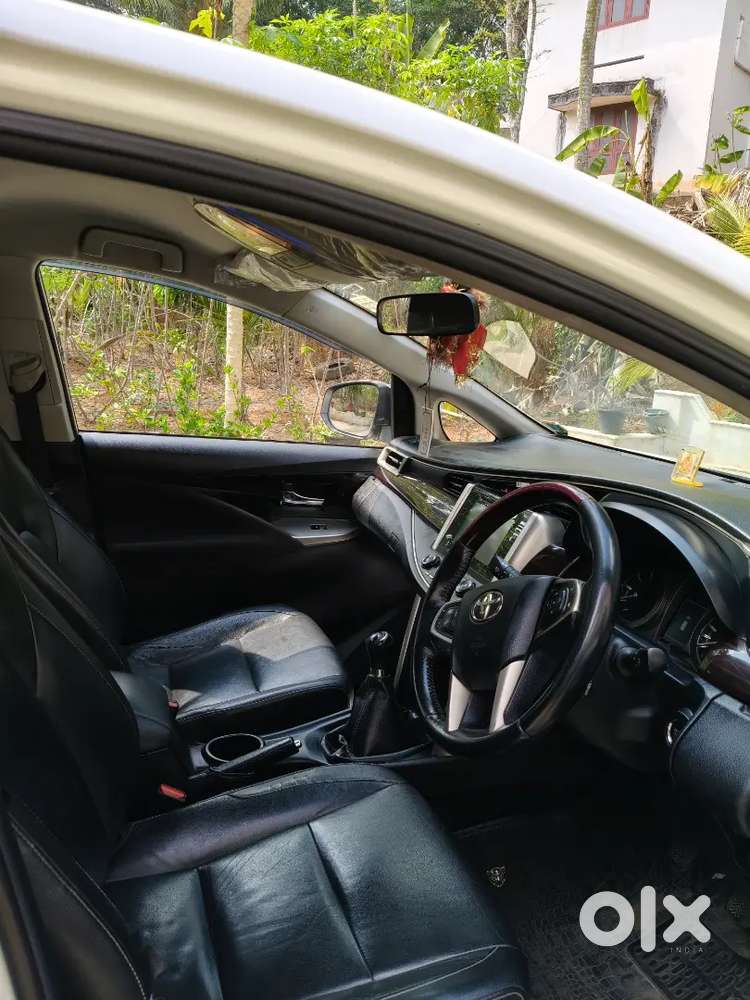 Innova Crysta 2.4z Manual