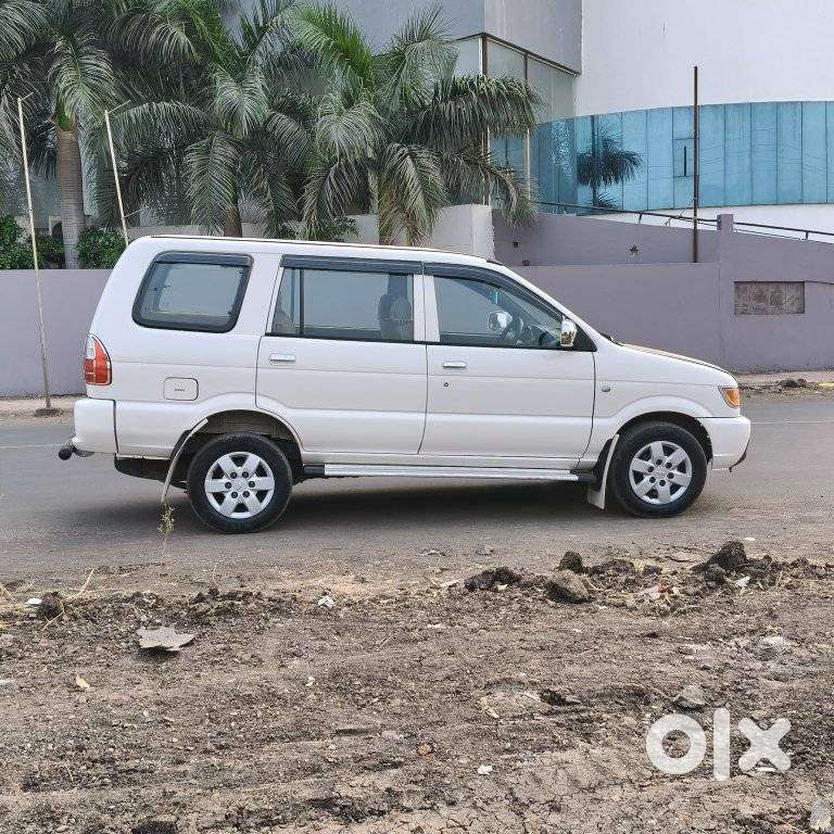 Chevrolet Tavera, 2016, Diesel