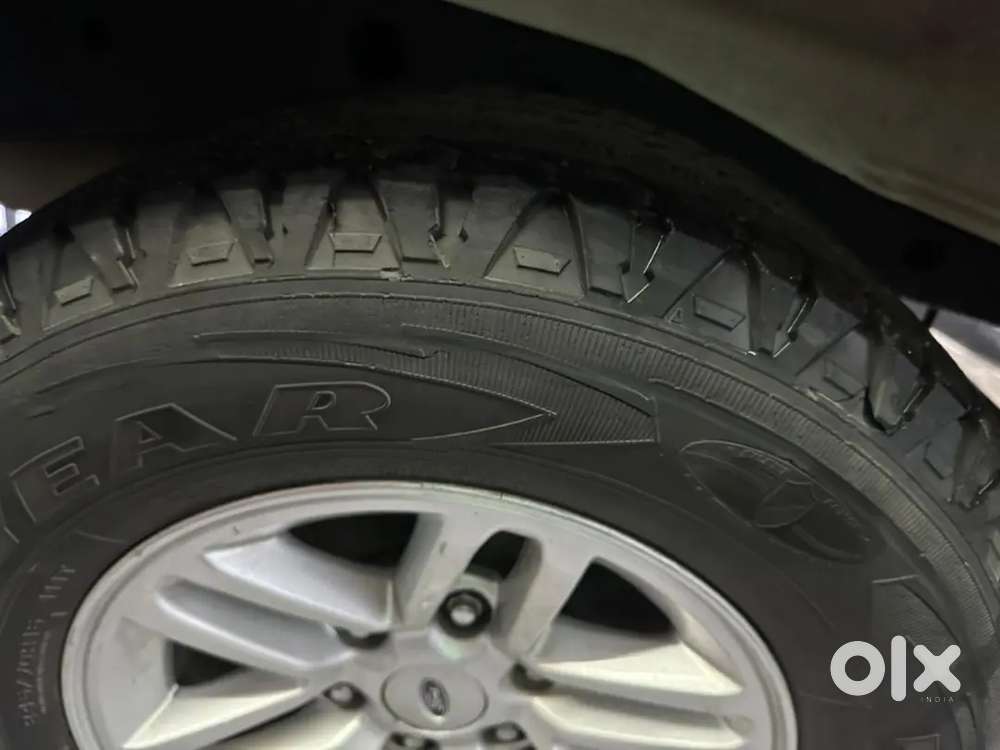 Ford Endeavour 2011 Diesel 97000 Km Driven