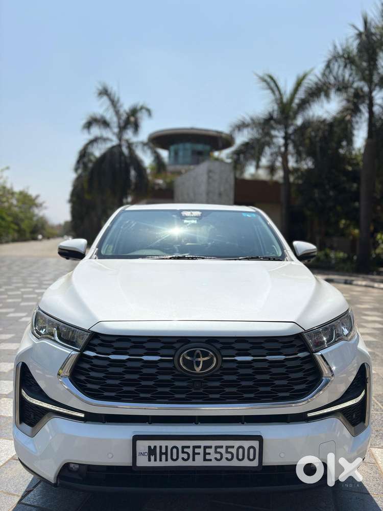 Toyota Innova Hycross 2.0 Zx (o) Hybrid 7 Str, 2023, Petrol