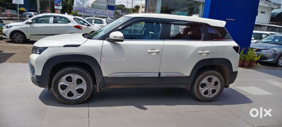 Maruti Suzuki Brezza 1.5 Vxi Smart Hybrid, 2022, Petrol