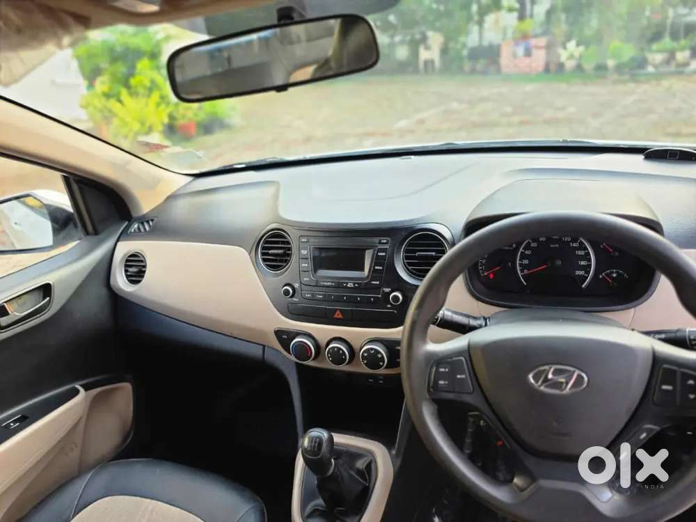 Grand I10 Magna Mt Petrol