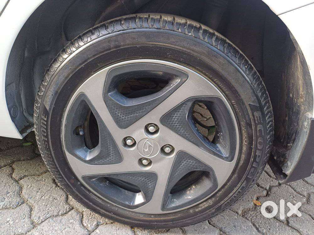 Hyundai Verna S+, 2022, Petrol