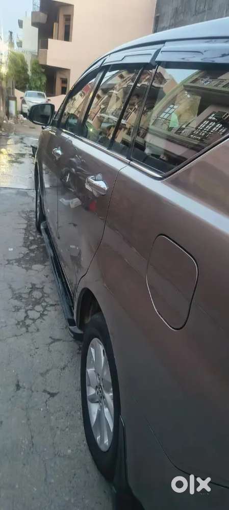 Toyota Innova Crysta 2018 Diesel 135000 Km Driven