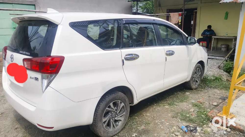 Toyota Innova Crysta 2022 Diesel 185000 Km Driven