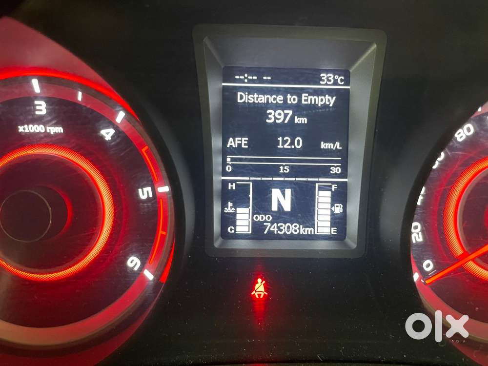 Mahindra Xuv300 W8 Diesel, 2023, Diesel