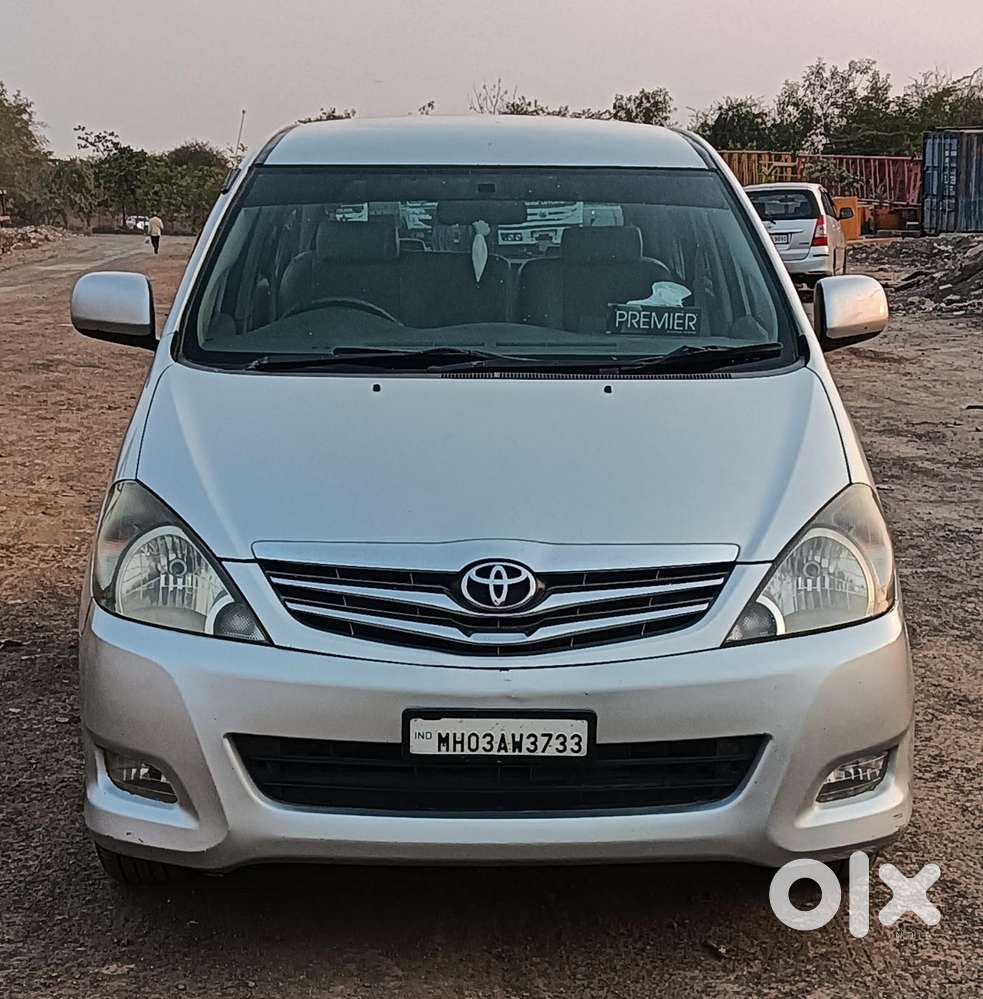 Toyota Innova 2004-2011 2.5 V Diesel 8-seater, 2010, Diesel
