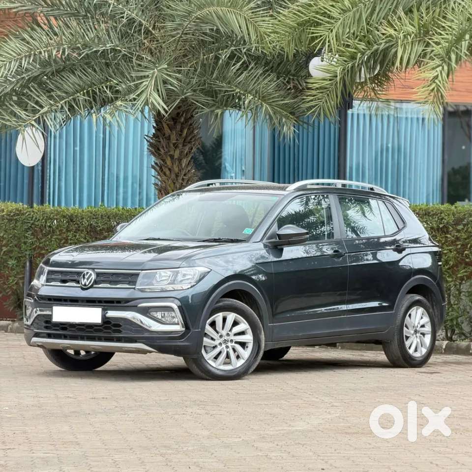 Volkswagen Taigun 1.0 Tsi Highline At, 2023, Petrol