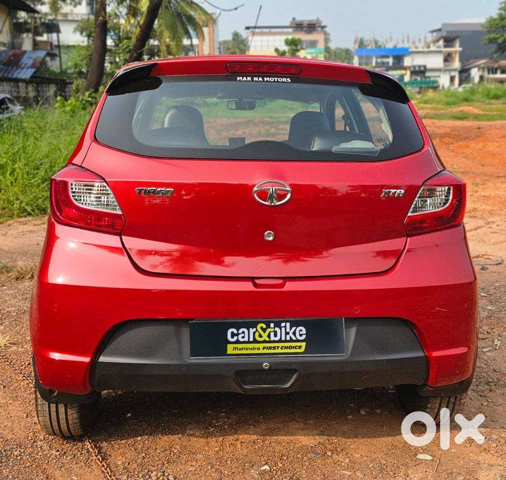 Tata Tiago 1.2 Revotron Xta, 2018, Petrol