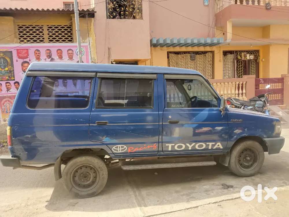 Toyota Qualis 2.4 D 2001