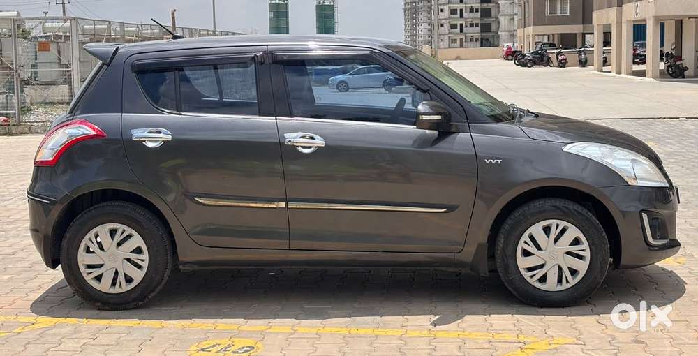 Maruti Suzuki Swift Vxi Abs Bsiv, 2017, Petrol