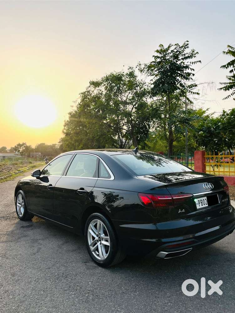 Audi A4 35 Tfsi Premium + Sunroof, 2022, Petrol