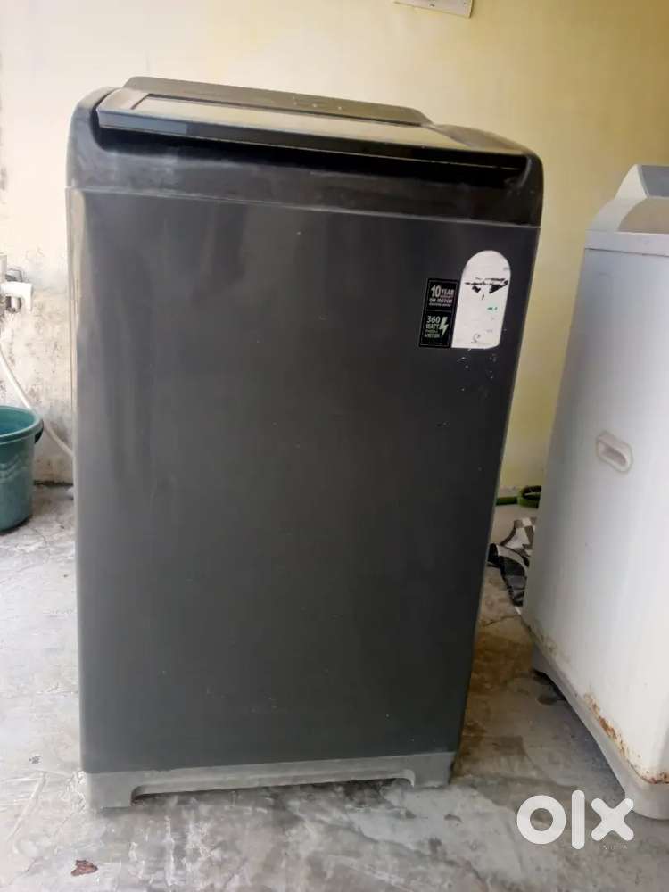 Whirlpool 7.5 Kg Fully Automatic (In-Built Heater) - 5 Star