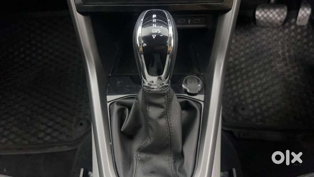 Skoda Kushaq 1.0 Tsi Ambition At, 2023, Petrol