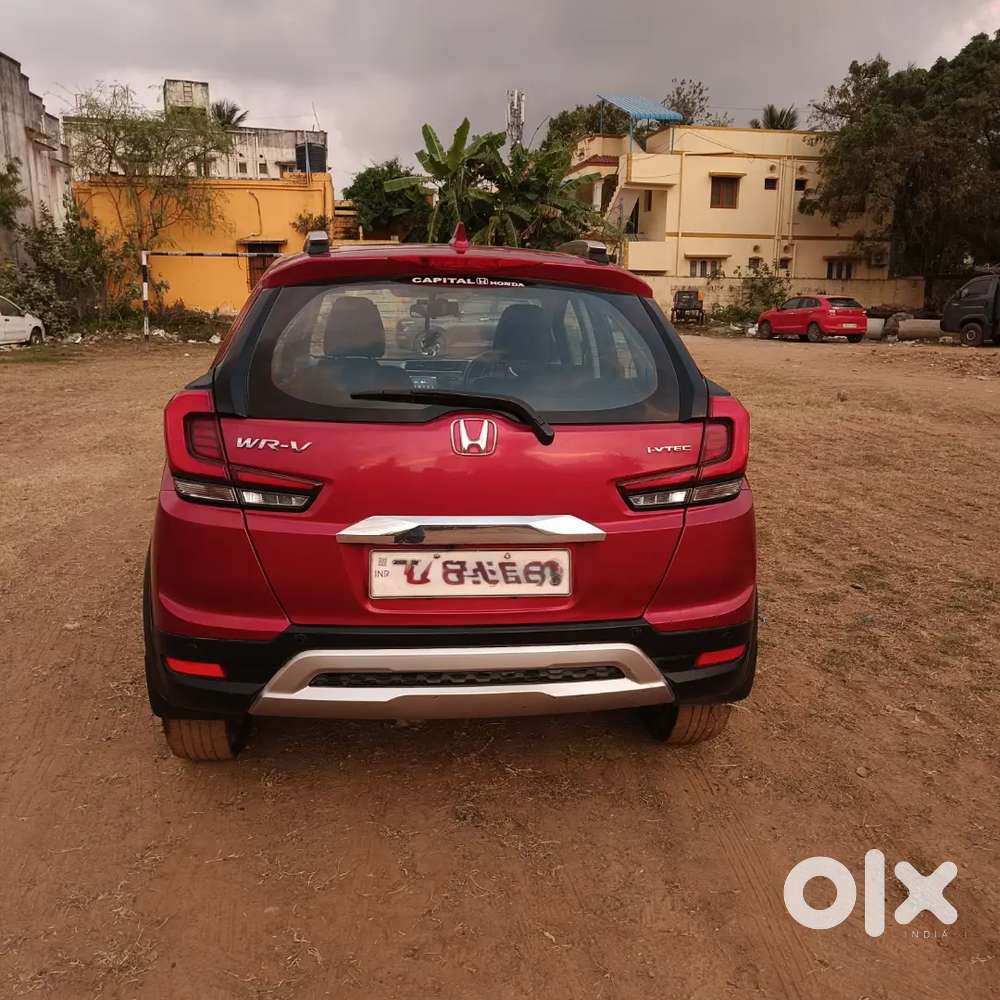 Honda Wr-v Vx Petrol – 2022 – Radiant Red Metallic – Top Model