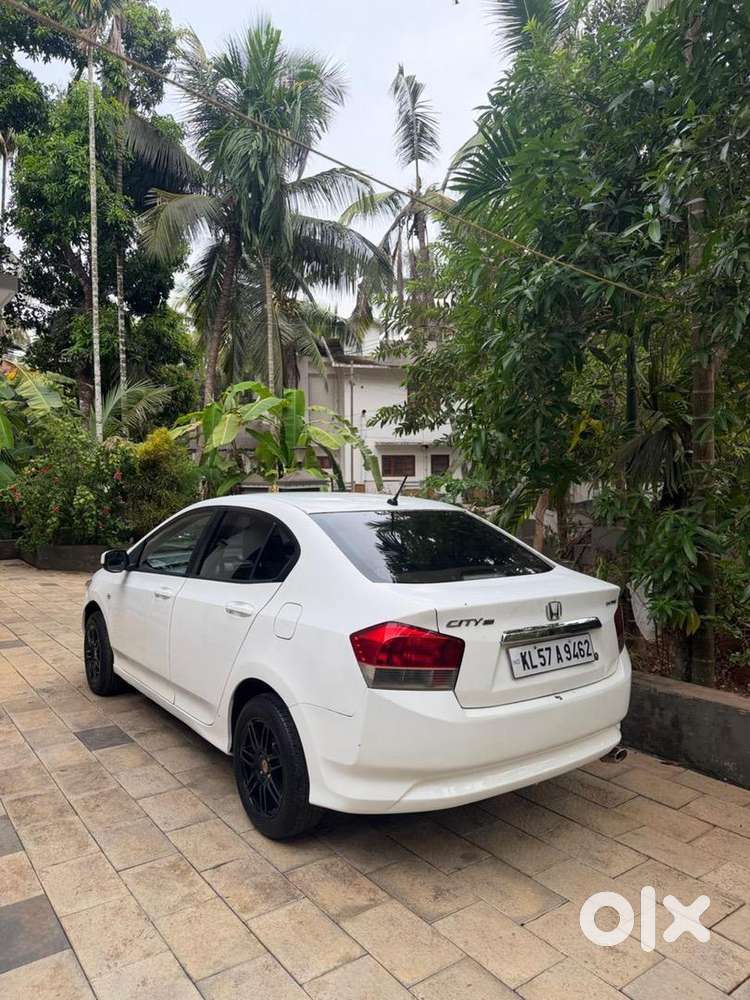 Honda With 2010 Km Driven